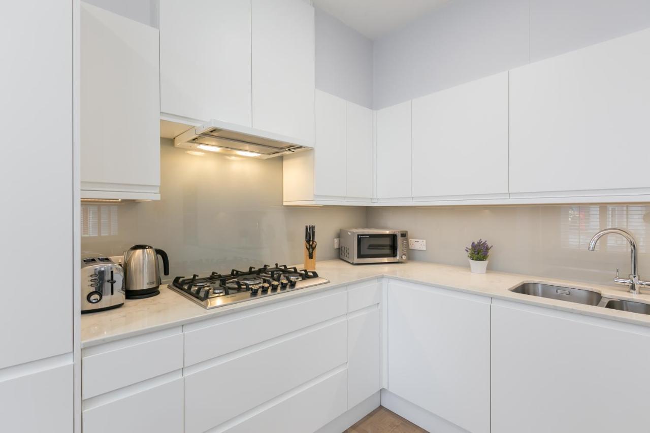 Urban Chic - Shaftesbury Apartment Лондон Екстериор снимка