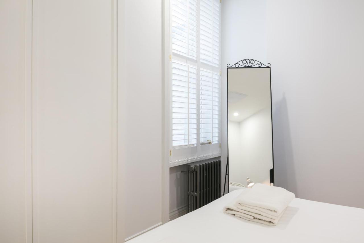 Urban Chic - Shaftesbury Apartment Лондон Екстериор снимка