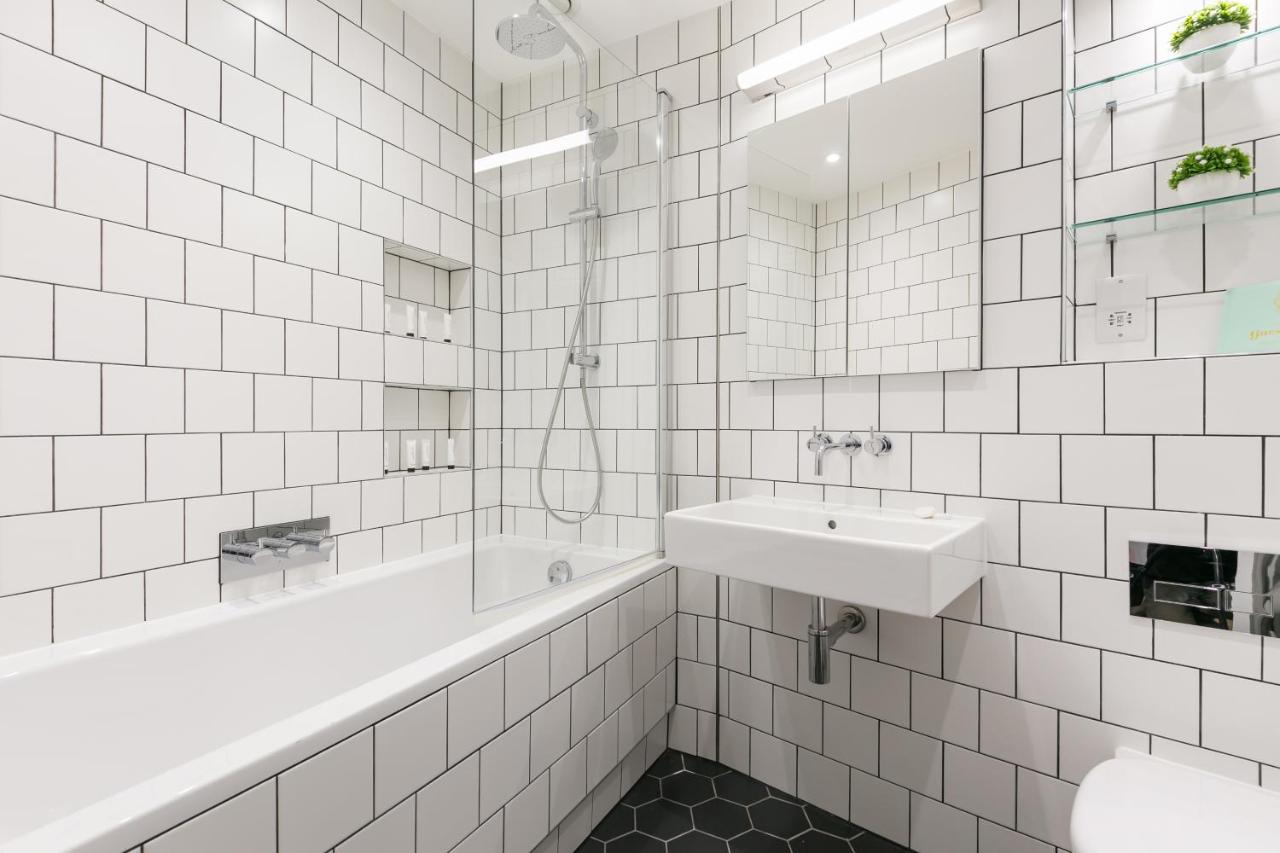 Urban Chic - Shaftesbury Apartment Лондон Екстериор снимка