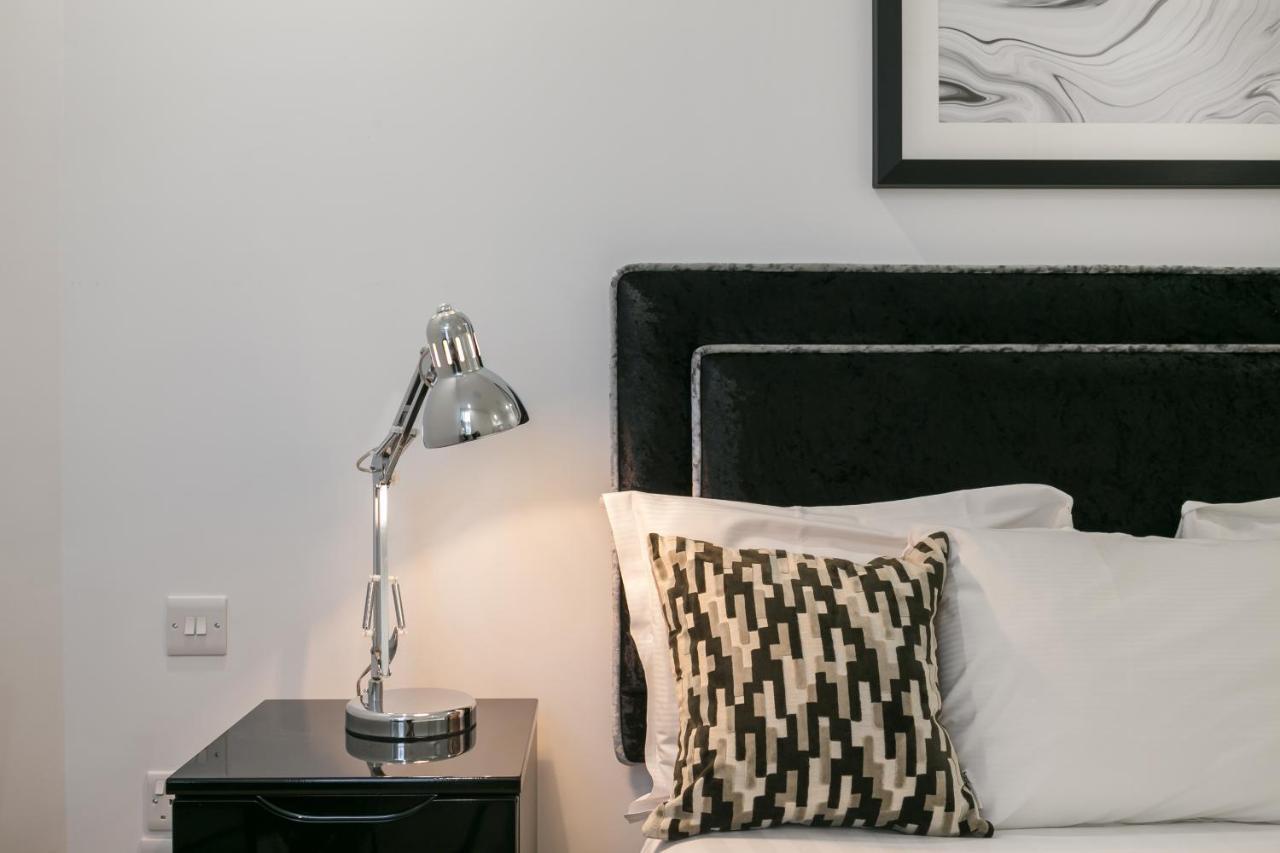 Urban Chic - Shaftesbury Apartment Лондон Екстериор снимка